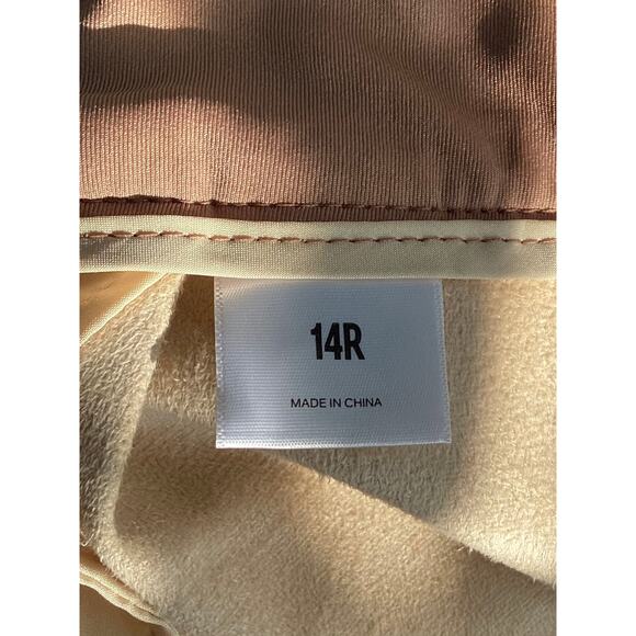 Express Women's Faux Leather Pleated Super High Rise Ankle Pants Brown Size 14R - Picture 9 of 12